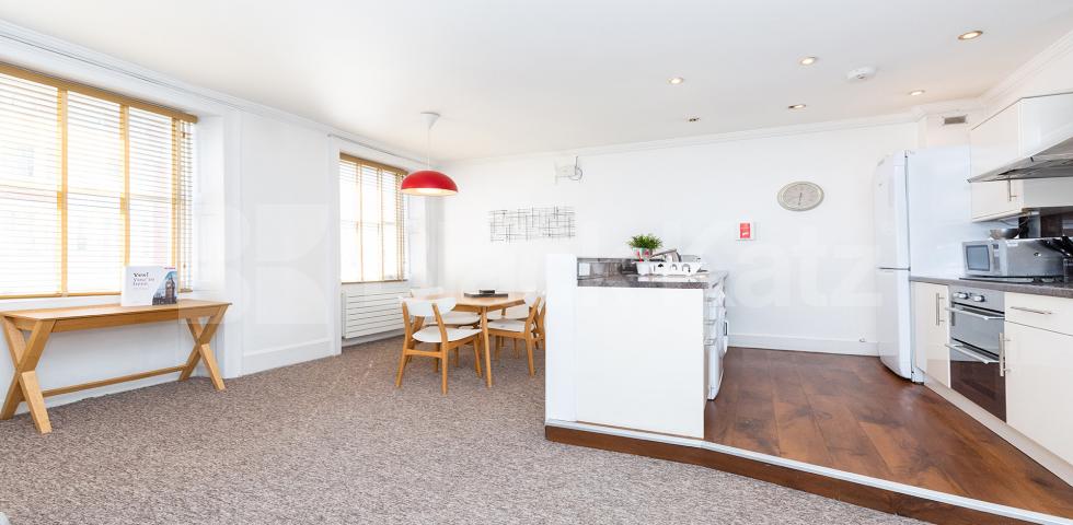 			NEW INSTRUCTION!, 1 Bedroom, 1 bath, 1 reception Flat			 Gower Street, BLOOMSBURY